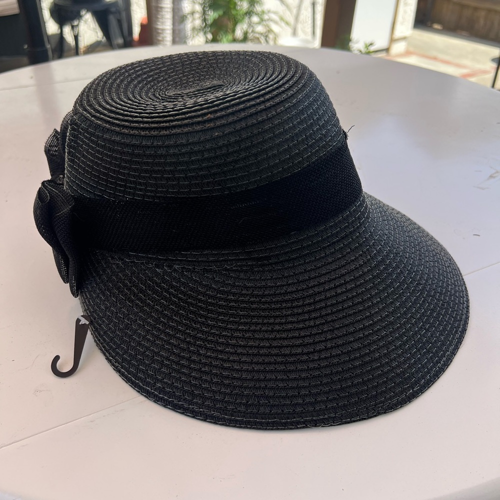 Elegant Black Women's Hat with Bow Detail